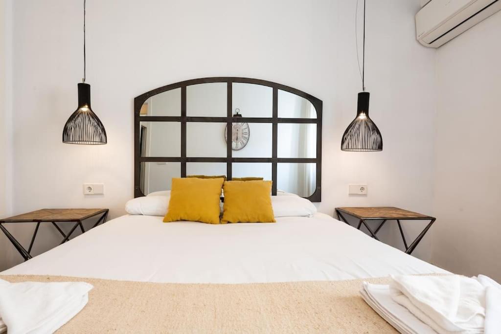 Super Central Malaga Flat With Terrace And Free Parking Εξωτερικό φωτογραφία