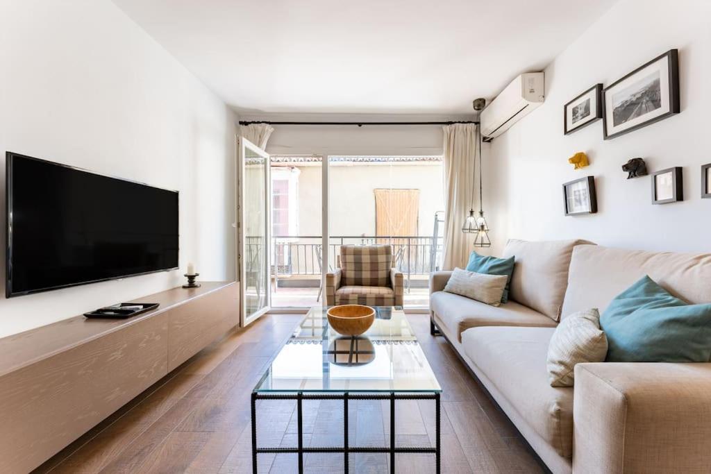 Super Central Malaga Flat With Terrace And Free Parking Εξωτερικό φωτογραφία
